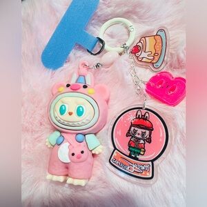 🎁Cute Pink Labubu Keychain